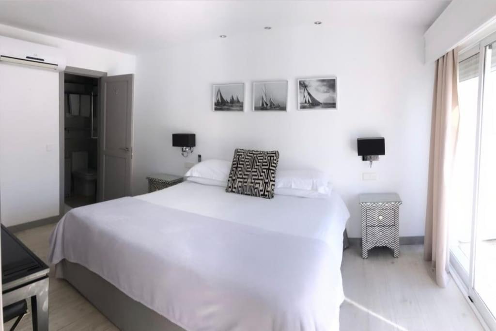 Villa Luxe, Puerto Banus, Marbella エステポナ エクステリア 写真