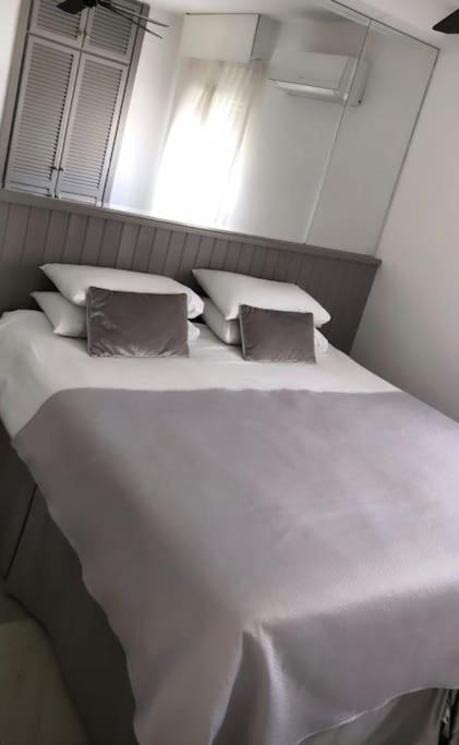 Villa Luxe, Puerto Banus, Marbella エステポナ エクステリア 写真