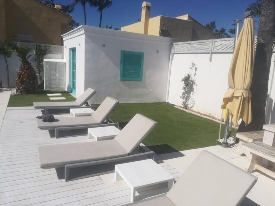 Villa Luxe, Puerto Banus, Marbella エステポナ エクステリア 写真