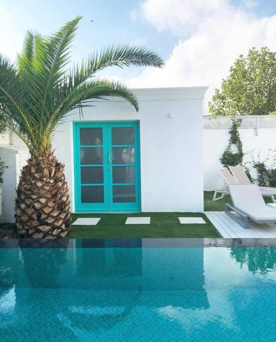 Villa Luxe, Puerto Banus, Marbella エステポナ エクステリア 写真